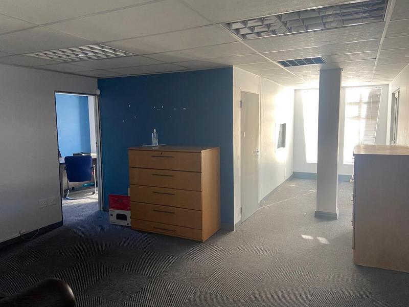 To Let commercial Property for Rent in Newton Park Eastern Cape